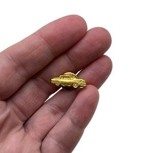 Vintage O.C. Tanner Car Pin – Gold Tones, Salt Lake City Utah‎ Original